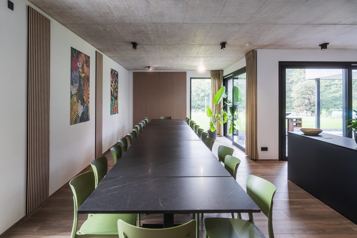 Le Moulin de la Piérie · Une villa d'architecte, piscine intérieure et spa, pour les très grands groupes